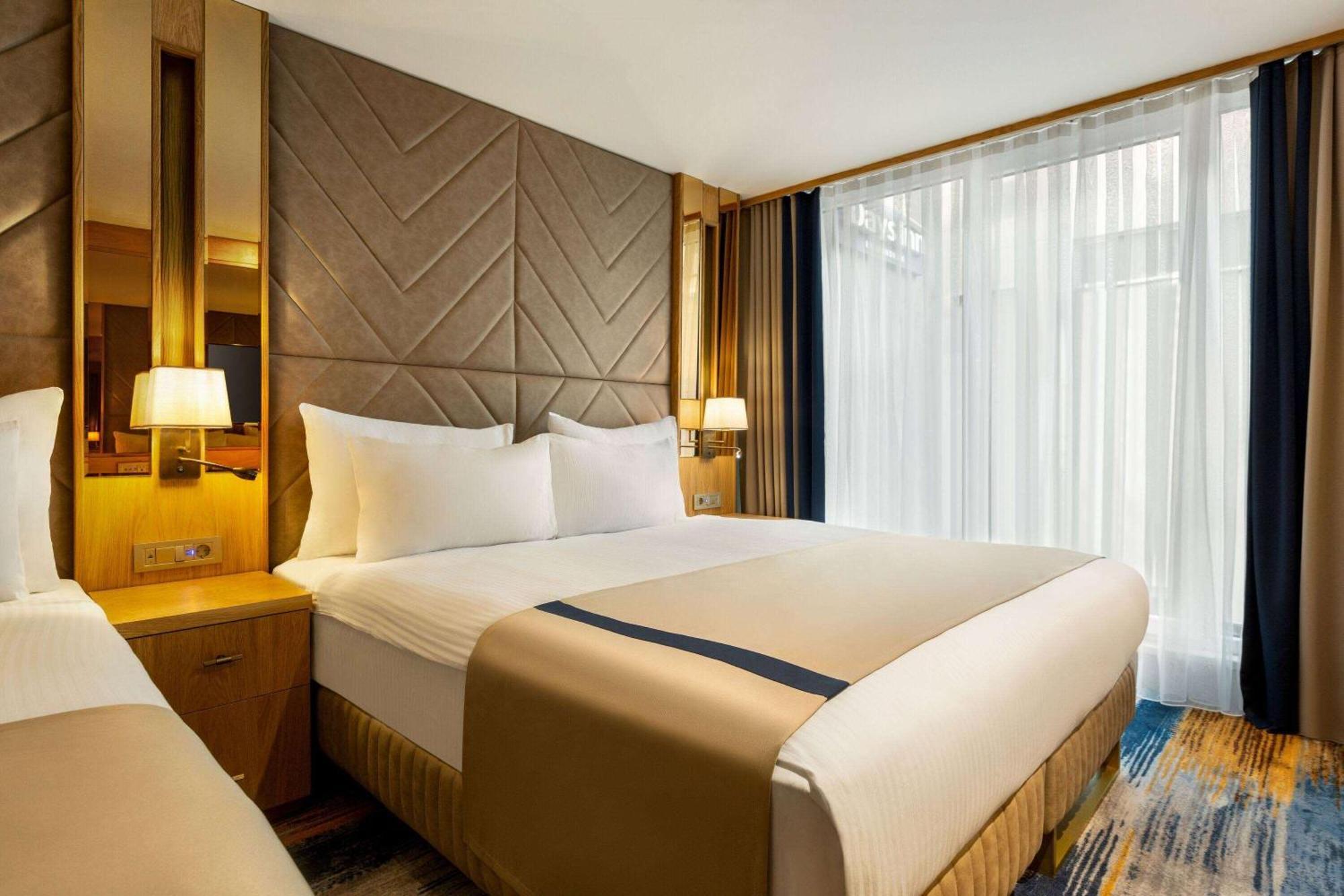 Days Inn By Wyndham Istanbul Bomonti Exterior foto