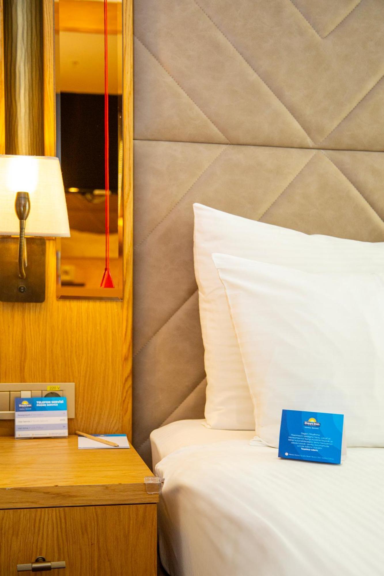 Days Inn By Wyndham Istanbul Bomonti Exterior foto